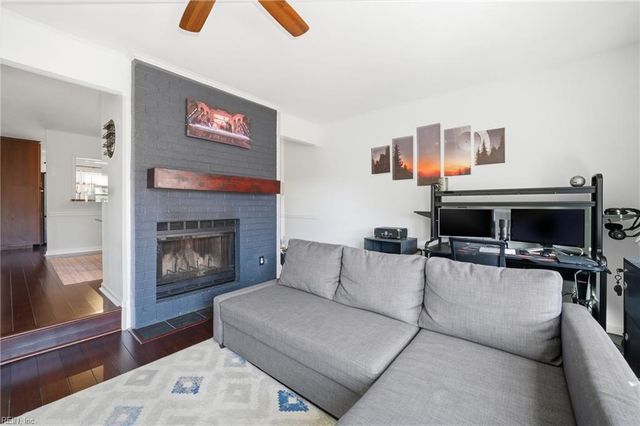 750 Glenshire DR, Virginia Beach, VA 23462