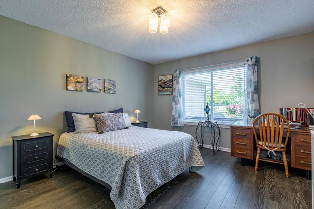 2429 Viola Heights Drive NE, Rochester, MN 55906