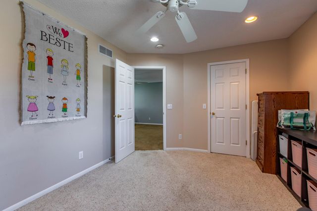 2429 Viola Heights Drive NE, Rochester, MN 55906