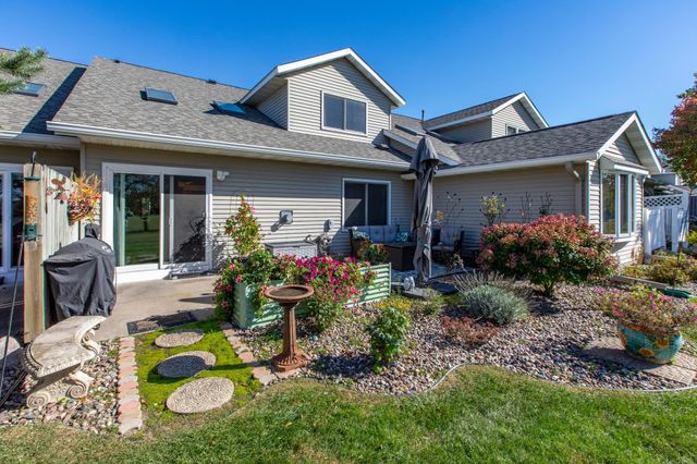 2429 Viola Heights Drive NE, Rochester, MN 55906