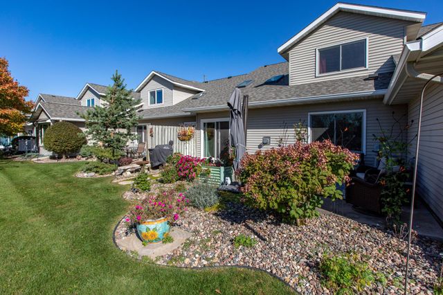 2429 Viola Heights Drive NE, Rochester, MN 55906