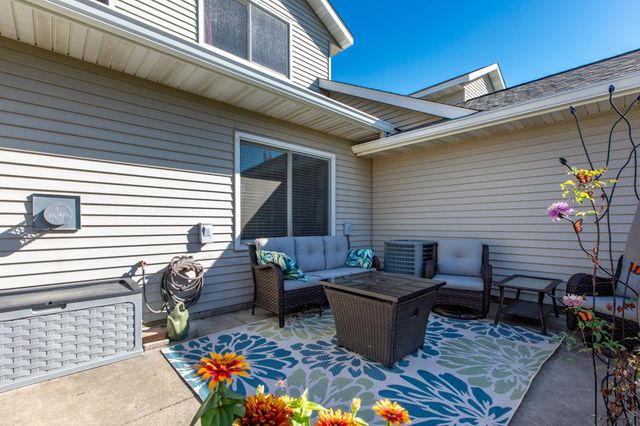 2429 Viola Heights Drive NE, Rochester, MN 55906