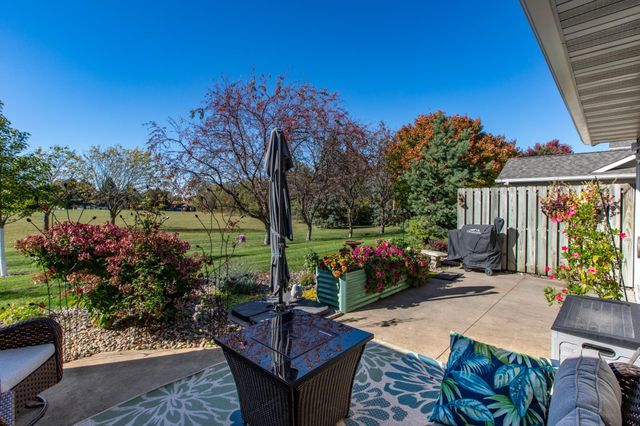 2429 Viola Heights Drive NE, Rochester, MN 55906