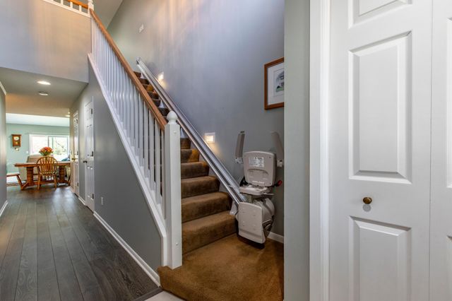 2429 Viola Heights Drive NE, Rochester, MN 55906