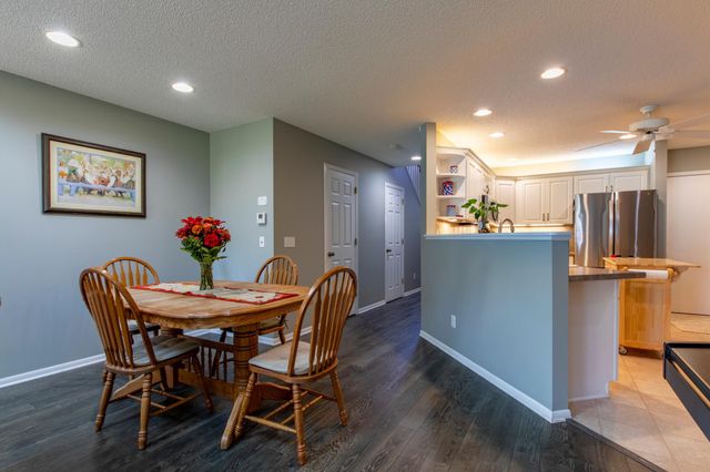 2429 Viola Heights Drive NE, Rochester, MN 55906