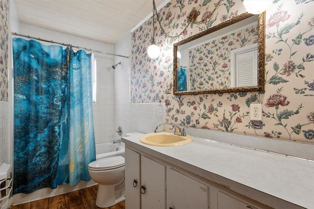 1227 Mclennan Crossing Road, Woodway, TX 76712