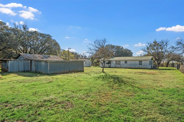 1227 Mclennan Crossing Road, Woodway, TX 76712