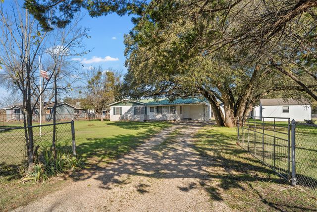 1227 Mclennan Crossing Road, Woodway, TX 76712