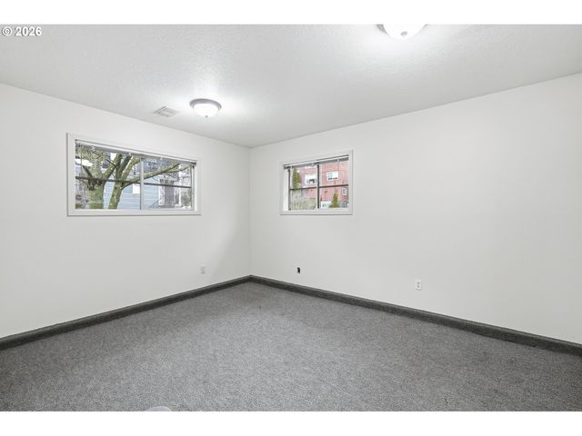 3004 Se 50TH Ave, Portland, OR 97206