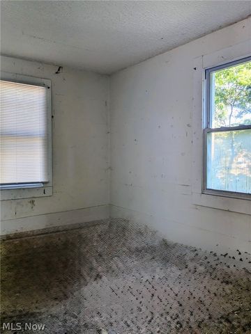 1301 Lincoln Way NW, Massillon, OH 44647