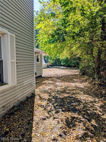 1301 Lincoln Way NW, Massillon, OH 44647