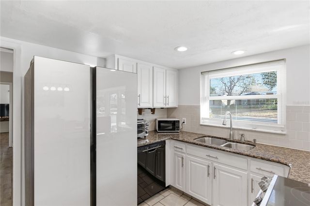 308 ELLEN WAY, Brandon, FL 33510