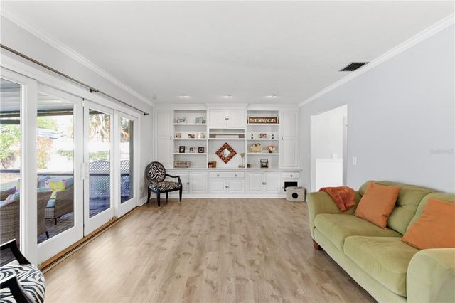 308 ELLEN WAY, Brandon, FL 33510