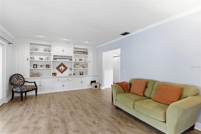 308 ELLEN WAY, Brandon, FL 33510