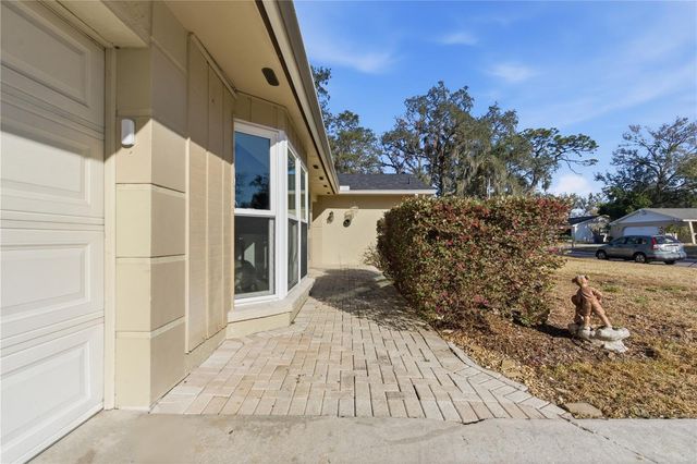 308 ELLEN WAY, Brandon, FL 33510