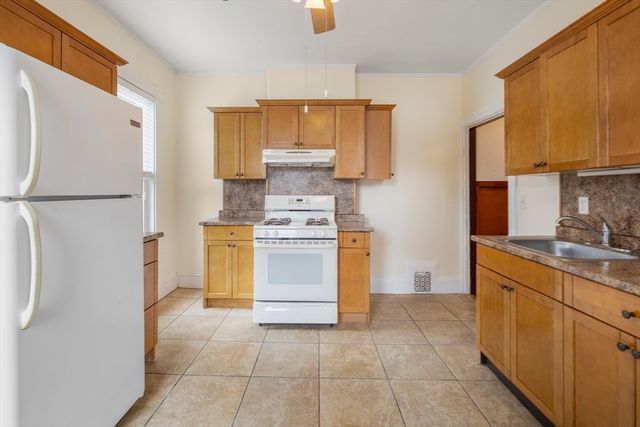 16-18 Kernwood St, Malden, MA 02148