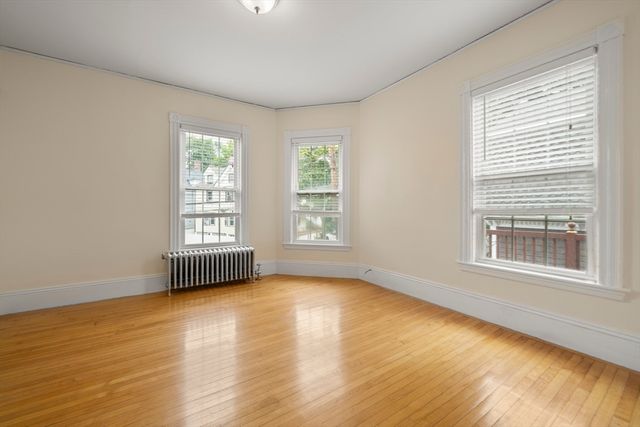 16-18 Kernwood St, Malden, MA 02148