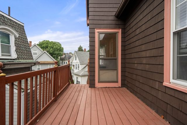 16-18 Kernwood St, Malden, MA 02148