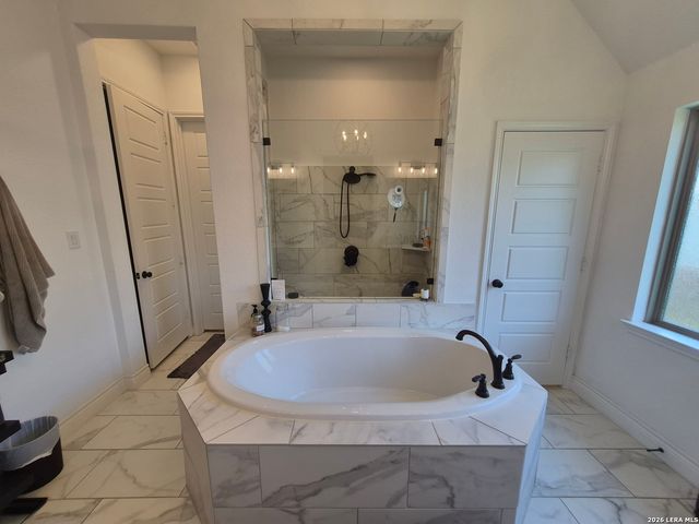 5007 Winkler Trail, Schertz, TX 78108