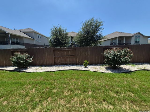 5007 Winkler Trail, Schertz, TX 78108