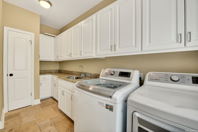 11 Falls Vw, Boerne, TX 78015