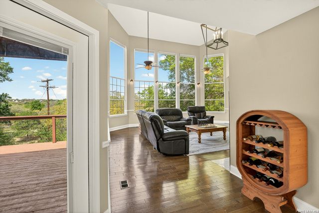 11 Falls Vw, Boerne, TX 78015