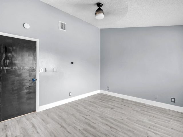 1245 SUSSEX DR, North Lauderdale, FL 33068