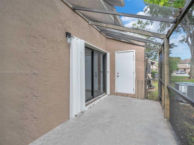 1245 SUSSEX DR, North Lauderdale, FL 33068