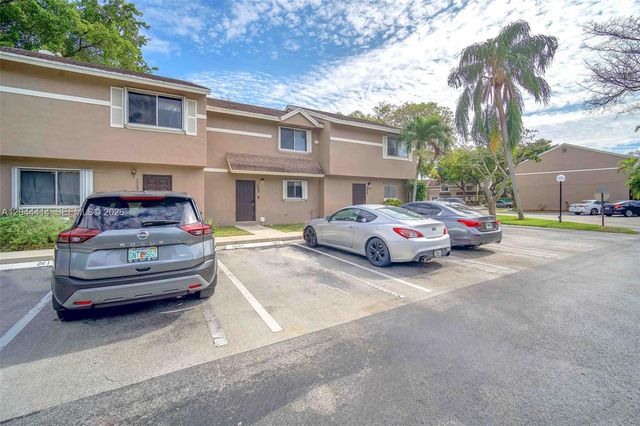 1245 SUSSEX DR, North Lauderdale, FL 33068