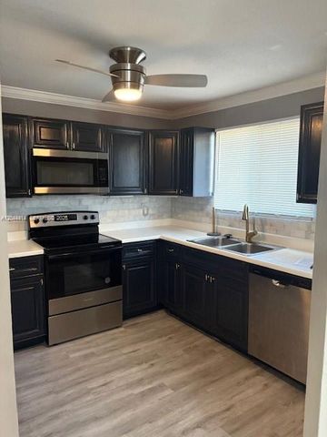 1245 SUSSEX DR, North Lauderdale, FL 33068
