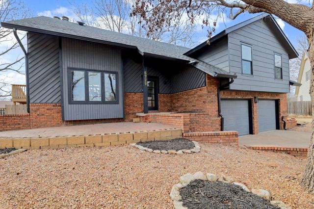 6729 W LOCONIA CIR., Wichita, KS 67209