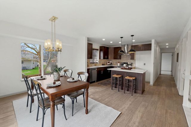 6729 W LOCONIA CIR., Wichita, KS 67209