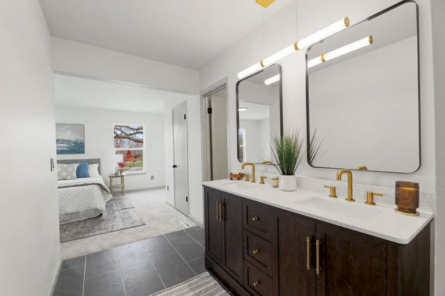 6729 W LOCONIA CIR., Wichita, KS 67209