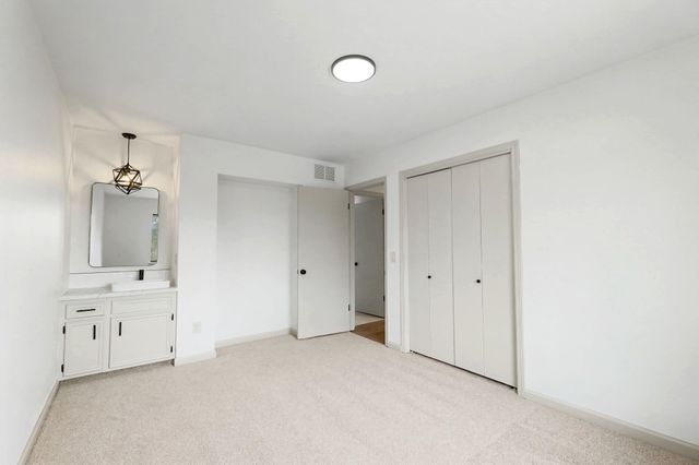 6729 W LOCONIA CIR., Wichita, KS 67209