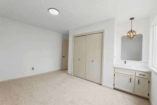 6729 W LOCONIA CIR., Wichita, KS 67209