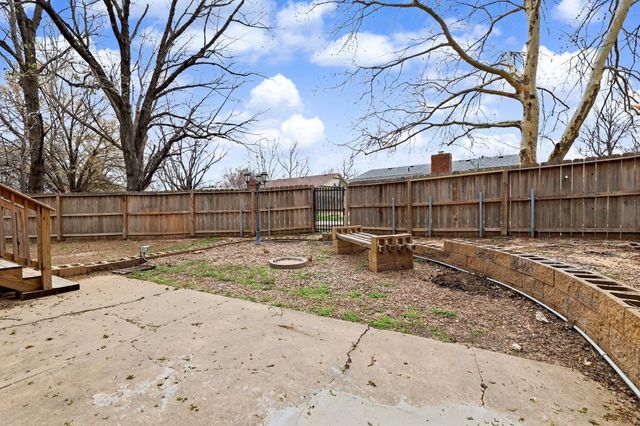 6729 W LOCONIA CIR., Wichita, KS 67209