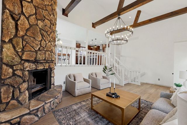 6729 W LOCONIA CIR., Wichita, KS 67209