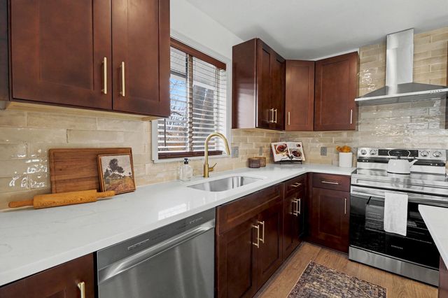 6729 W LOCONIA CIR., Wichita, KS 67209