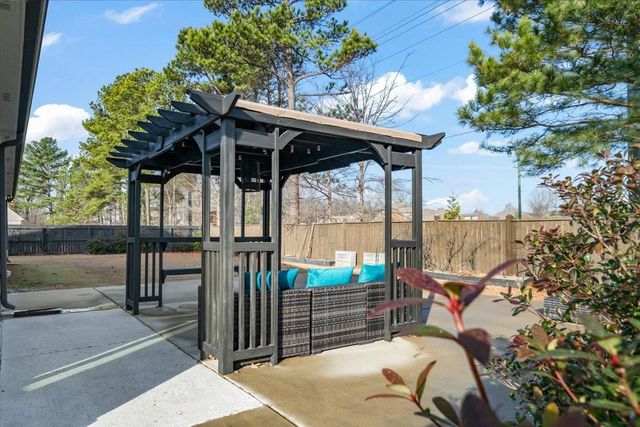 524 TENDER OAKS CV, Collierville, TN 38017