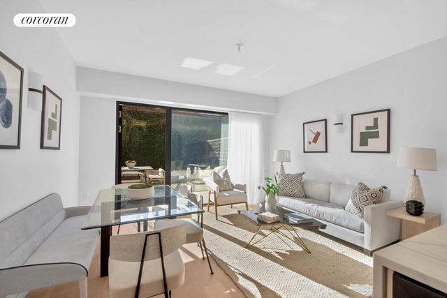 22 HUNTINGTON Street, New York City, NY 11231