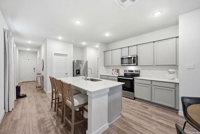 12507 SPIKE HTS, San Antonio, TX 78245