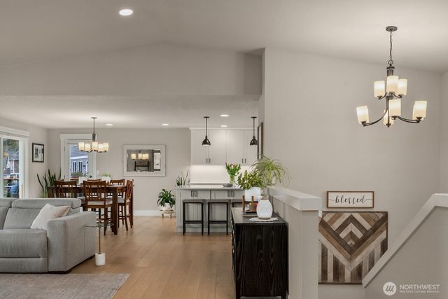 17407 3rd Avenue SE, Bothell, WA 98012