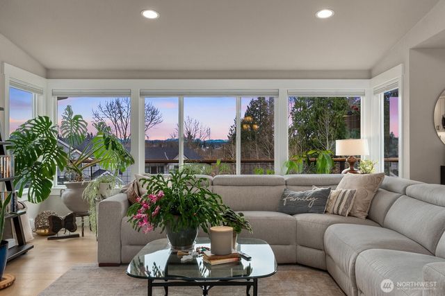 17407 3rd Avenue SE, Bothell, WA 98012