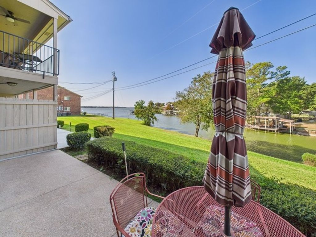 849 S Gun Barrel Lane B4, Gun Barrel City, TX 75156