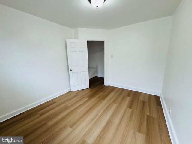 1223 KNORR ST, Philadelphia, PA 19111