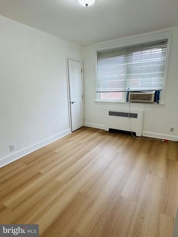 1223 KNORR ST, Philadelphia, PA 19111