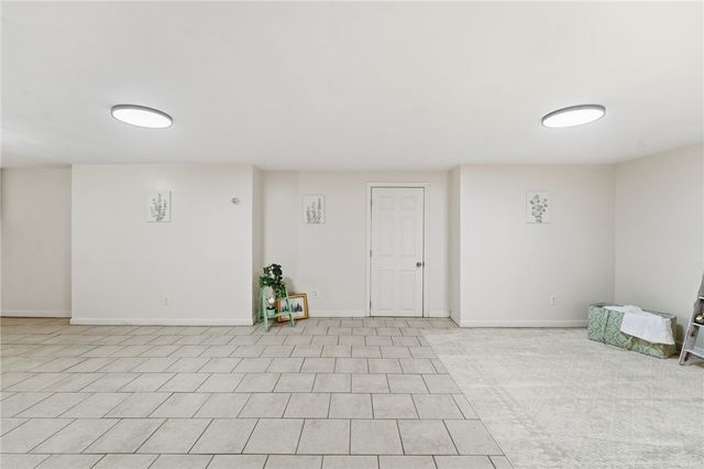 461 River Road, Lincoln, RI 02865