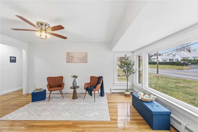 461 River Road, Lincoln, RI 02865