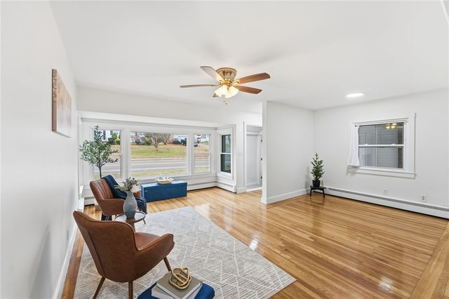 461 River Road, Lincoln, RI 02865