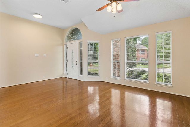 2104 Gent Drive, Plano, TX 75025